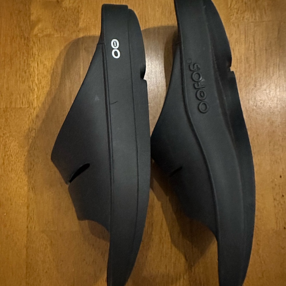 OOFOS Black Women's Shoes